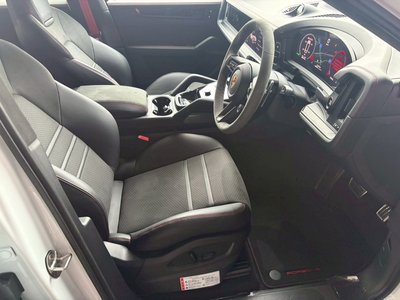 2025 Porsche CAYENNE 缩略图 48