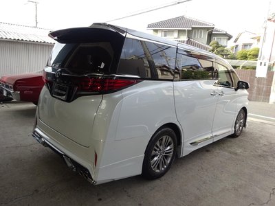 TOYOTA ALPHARD - 4