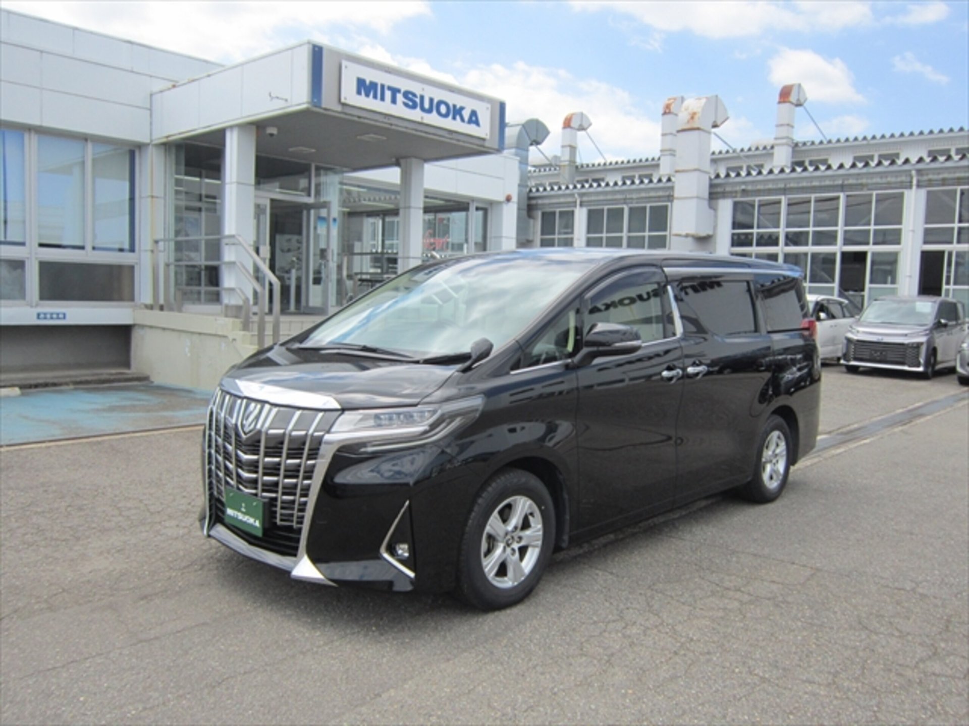 TOYOTA ALPHARD - View 1