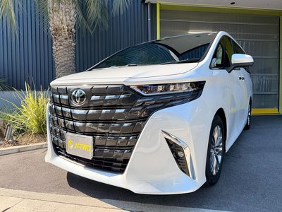 2025 Toyota ALPHARD 照片 2