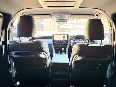 2025 Toyota ALPHARD thumbnail 39
