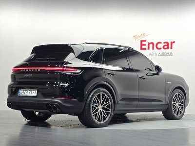 PORSCHE CAYENNE - 5