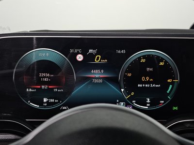 2020 Mercedes-BENZ GLE thumbnail 11