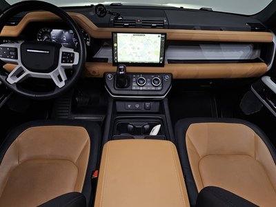LAND ROVER DEFENDER - 5