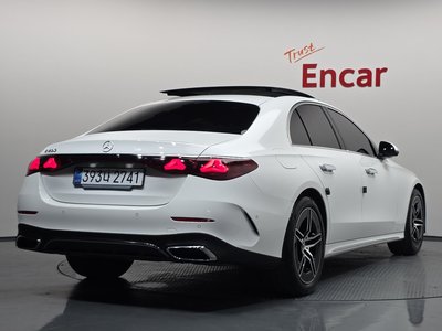 2026 Mercedes-BENZ E-CLASS 照片 3
