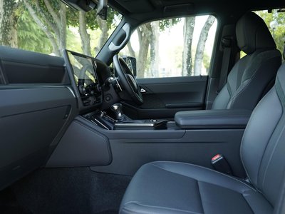 صورة مصغرة 30 لـ 2025 Lexus GX