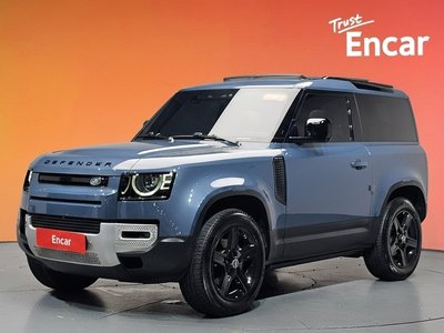 LAND ROVER DEFENDER - 1