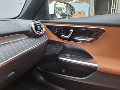 2025 MERCEDES-BENZ C-CLASS — миниатюра 17