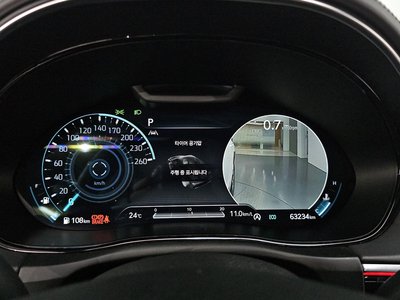2022 Genesis GV70 — миниатюра 11