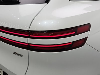 2022 Genesis GV70 photo 10