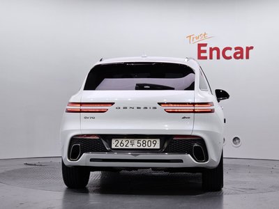 2022 Genesis GV70 photo 4
