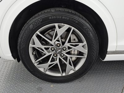 2022 Genesis GV70 photo 6