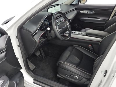 2022 Genesis GV70 — миниатюра 13