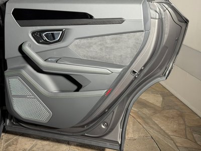 2022 Lamborghini URUS 缩略图 15