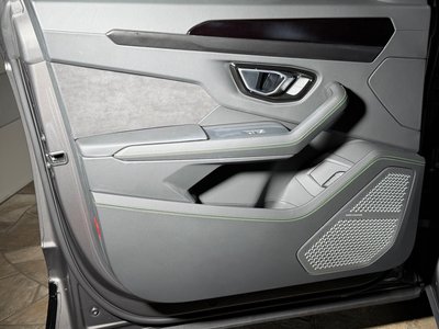 2022 Lamborghini URUS 缩略图 22