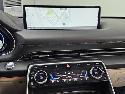 2023 Genesis GV80 — миниатюра 14