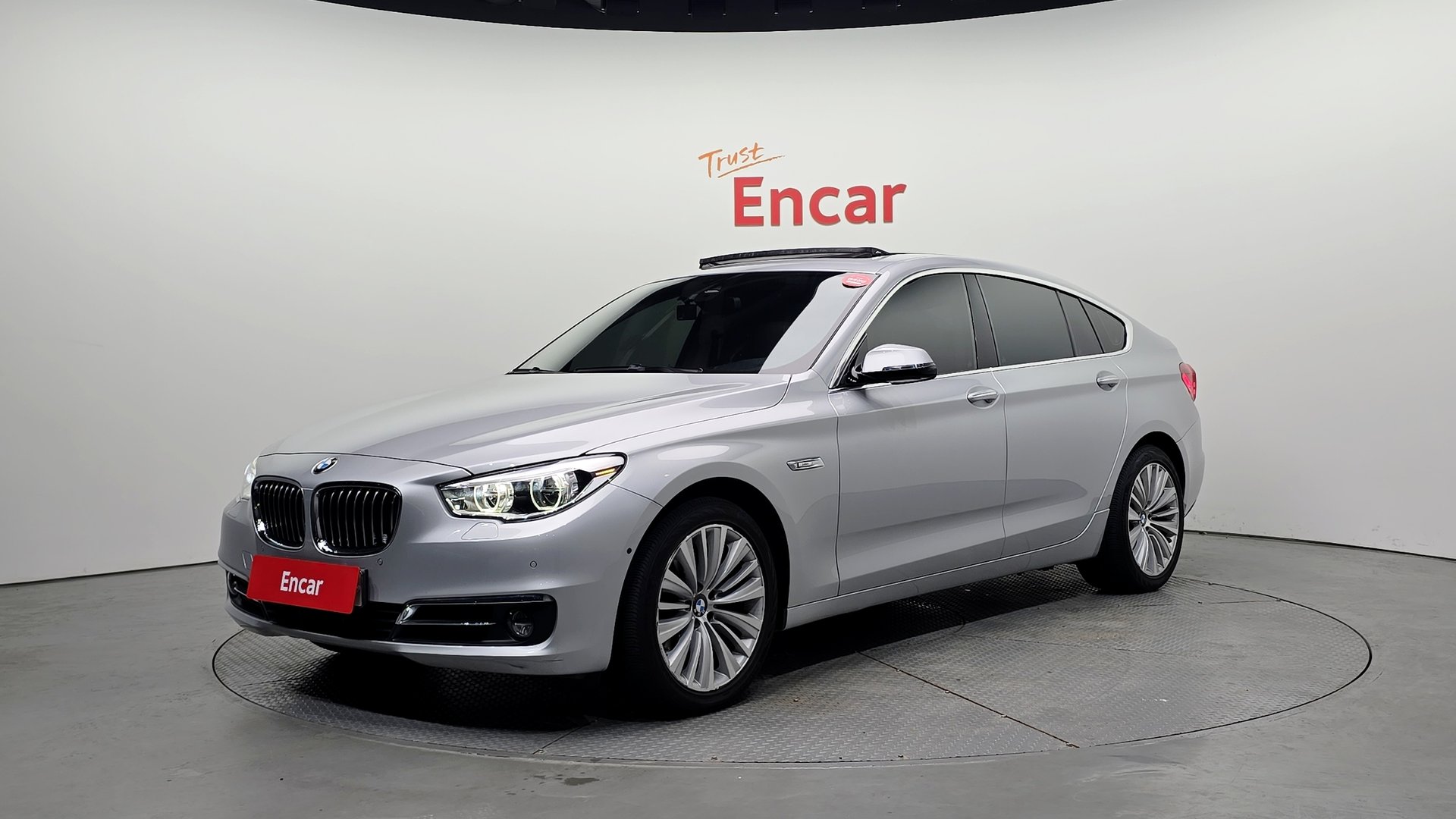 BMW 5 SERIES GT - View 1