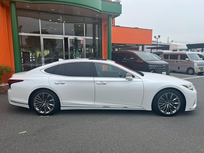 LEXUS LS - 9