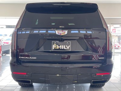 CADILLAC ESCALADE - 7