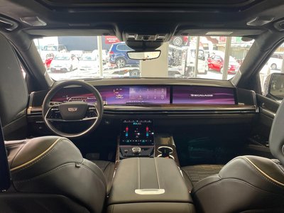 CADILLAC ESCALADE - 10