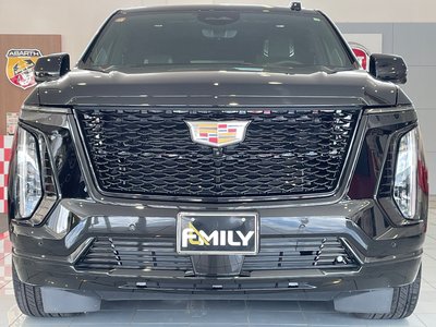 CADILLAC ESCALADE - 2