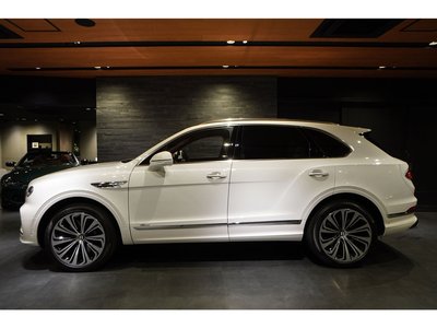 BENTLEY BENTAYGA - 8