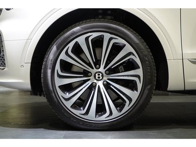 BENTLEY BENTAYGA - 9