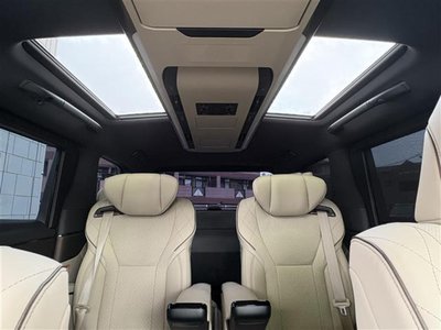 2025 TOYOTA ALPHARD 缩略图 12