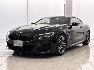 BMW 8 SERIES