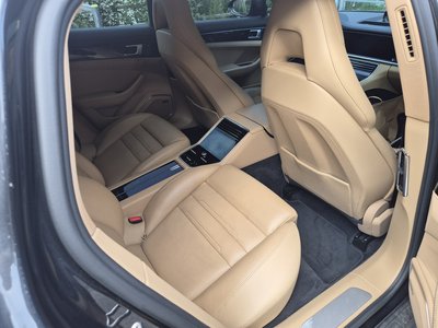صورة مصغرة 11 لـ 2018 Porsche PANAMERA