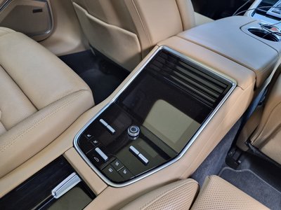 صورة مصغرة 12 لـ 2018 Porsche PANAMERA