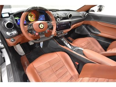 صورة مصغرة 24 لـ 2022 Ferrari PORTOFINO M