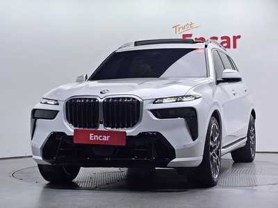 صورة 2 لـ 2025 BMW X7