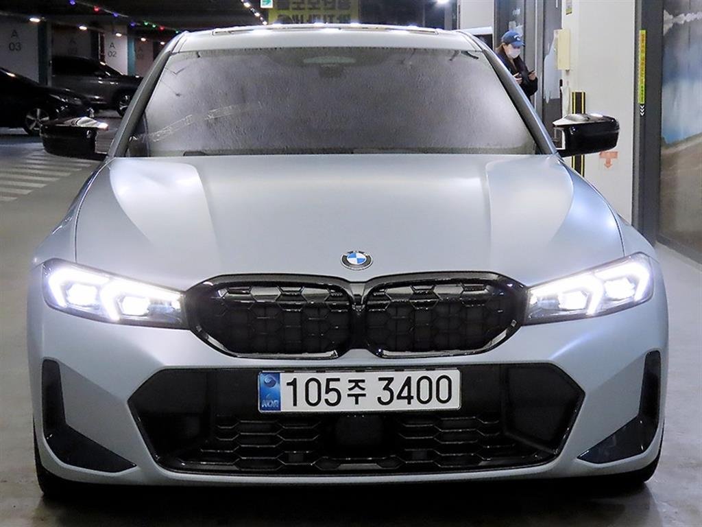 BMW 3 SERIES - View 1