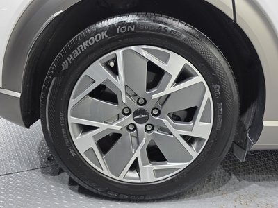 2022 Genesis GV60 photo 6