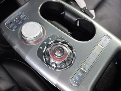 2022 Genesis GV60 — миниатюра 12