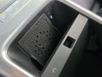 2022 Genesis GV60 — миниатюра 26