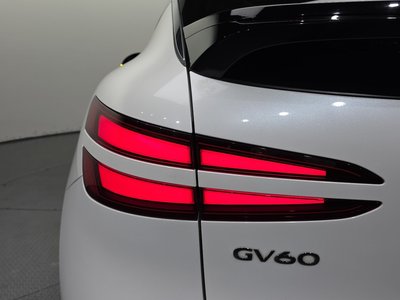2022 Genesis GV60 photo 10