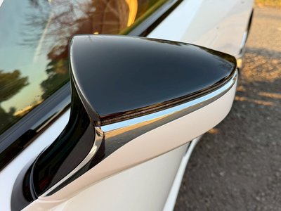 LEXUS LC CONVERTIBLE - 10