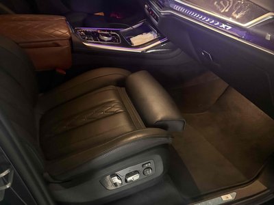صورة 4 لـ 2025 BMW X7