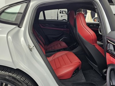 2025 Porsche PANAMERA 缩略图 18
