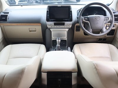 2022 Toyota LAND CRUISER PRADO — фото 9