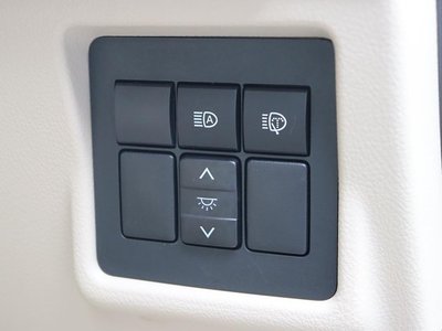 2022 Toyota LAND CRUISER PRADO thumbnail 36