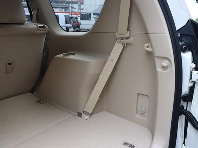 2022 Toyota LAND CRUISER PRADO thumbnail 33