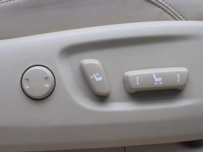 2022 Toyota LAND CRUISER PRADO thumbnail 11