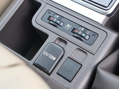 2022 Toyota LAND CRUISER PRADO thumbnail 15