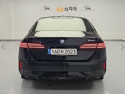 2024 BMW 5 SERIES 照片 2