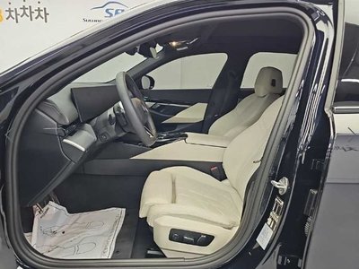 2024 BMW 5 SERIES 缩略图 11