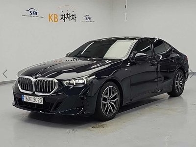 2024 BMW 5 SERIES 照片 1