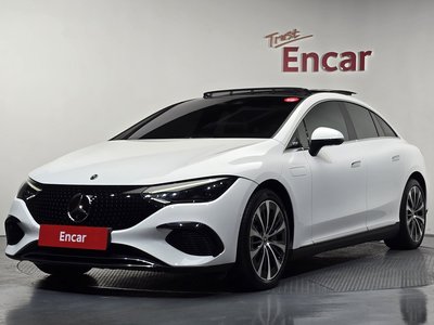 2022 Mercedes-BENZ EQE photo 1